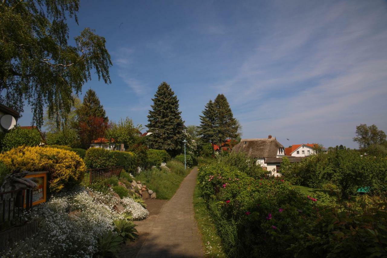 Ferienhaus Suedblick Am Yachthafen Breege Luaran gambar