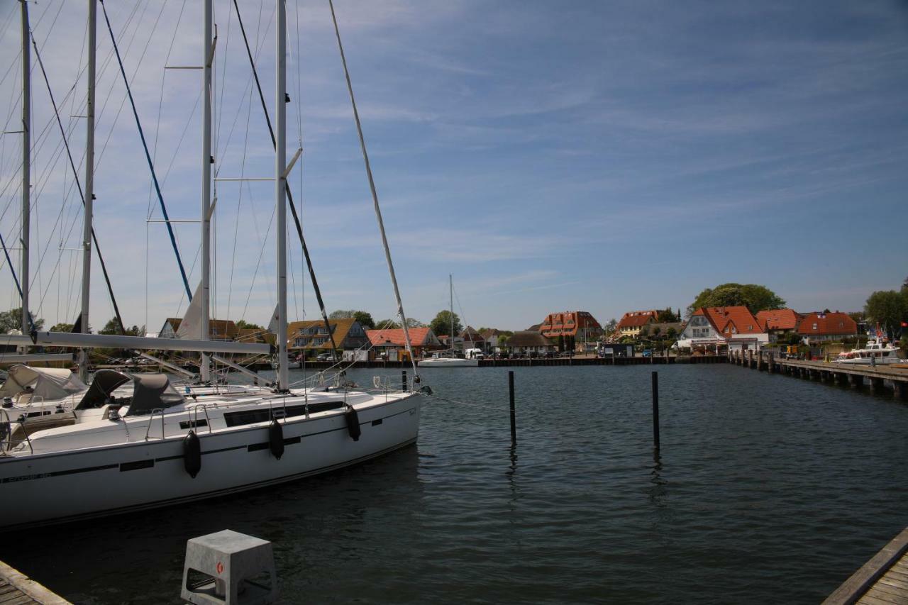Ferienhaus Suedblick Am Yachthafen Breege Luaran gambar